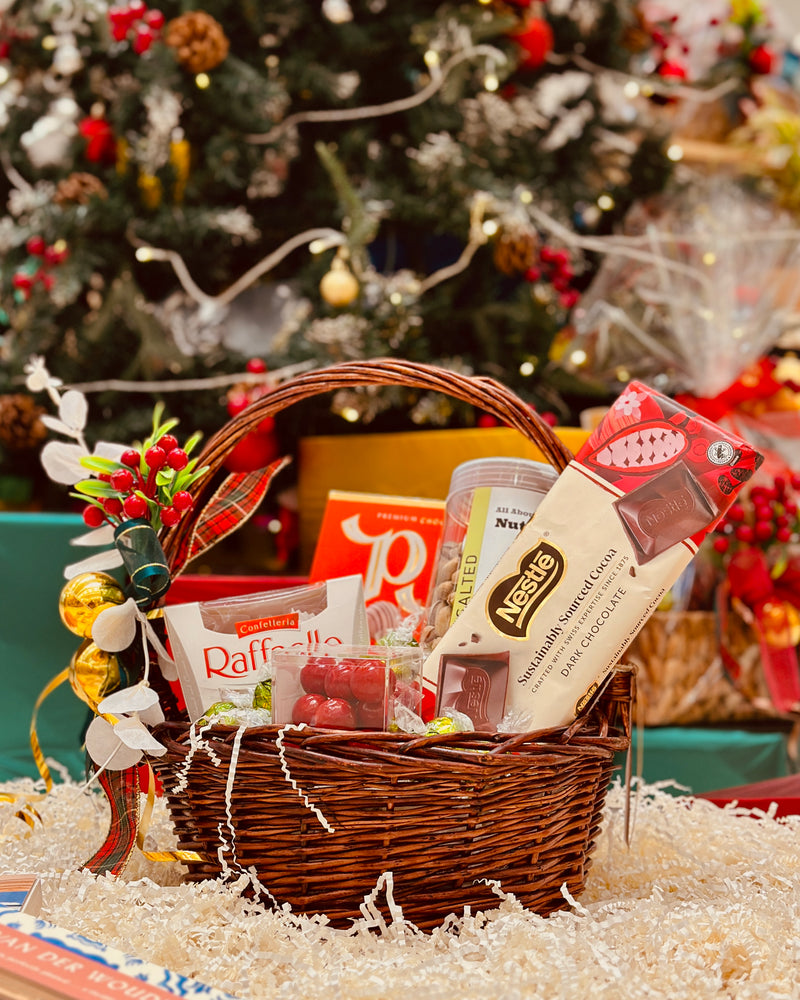 Christmas Gift Basket-0258860