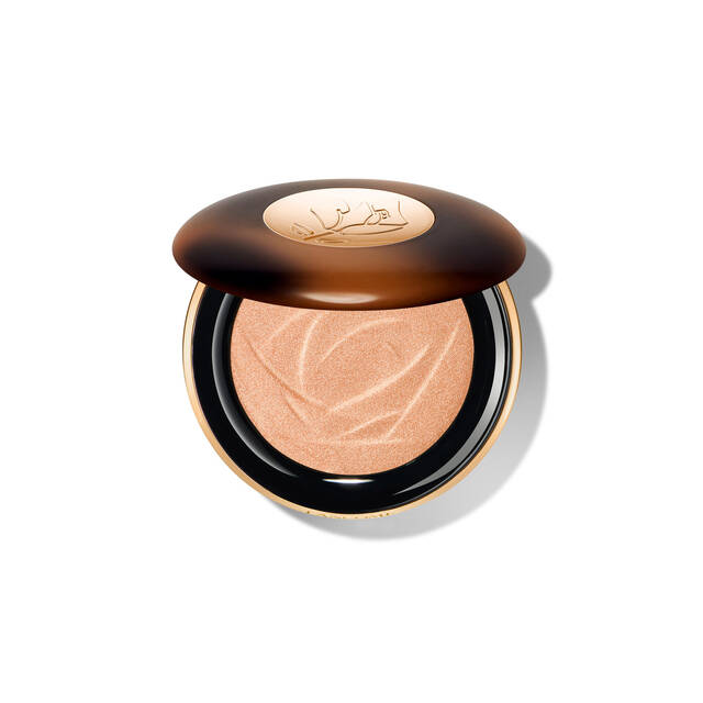 Lancome Teint Idole Ultra Wear C.E. Skin Transforming Highlighter 02 Medium Glow 10g