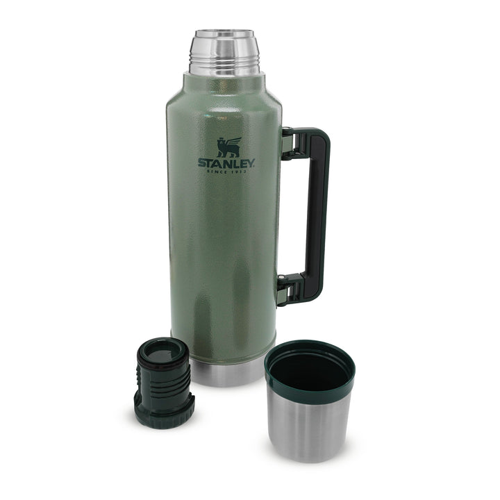Stanley Classic Legendary Bottle | 1.9 L |  Hammertone Green - Shams Shopping Centre Stanley  