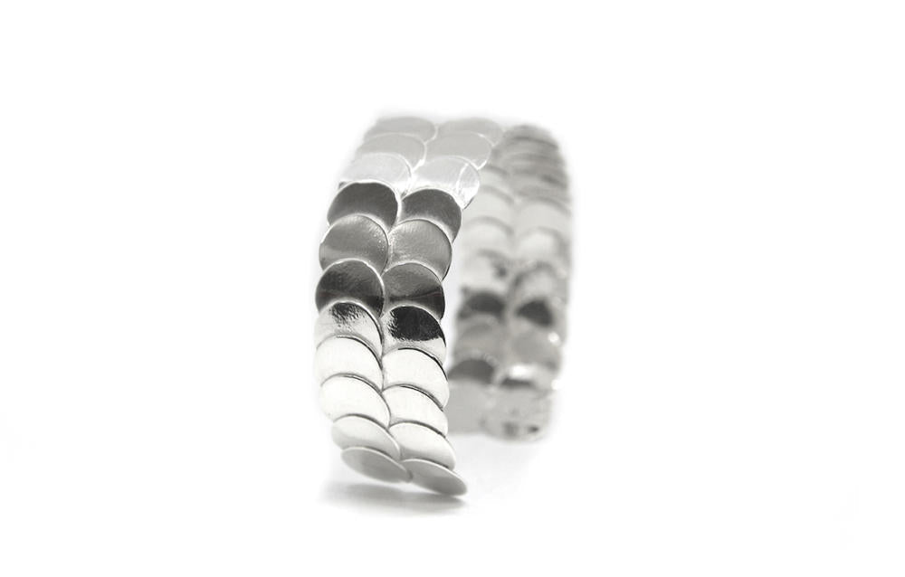 AMNA Fish Scale Cuff Jewelry ASJ-B05