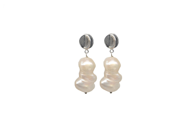 AMNA Round Posts with Twin Pearl Jewelry ASJ-E33