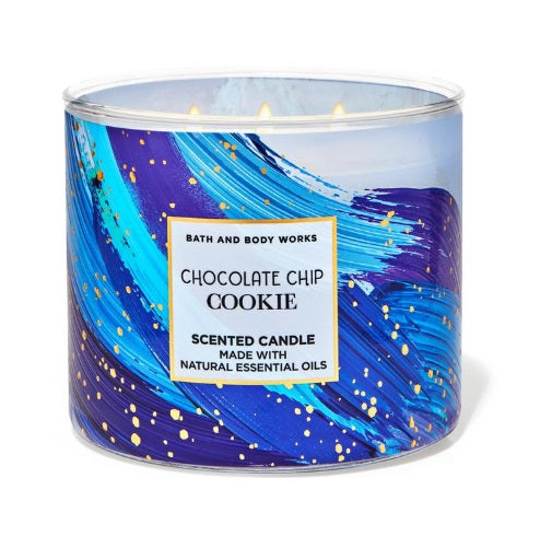 BBW White Barn Chocolate Chip Cookie Scneted Candle 411g - Shams Shopping Centre Bath & Body Works  